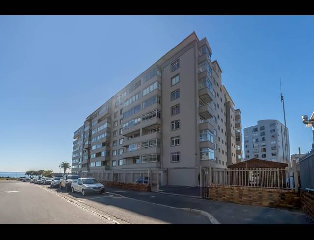 2 BEDROOM APARTMENT TO LET IN THREE ANCHOR BAY